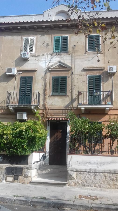 Casa Arenella Appartamento Con Parcheggio Privato Palermo Luaran gambar